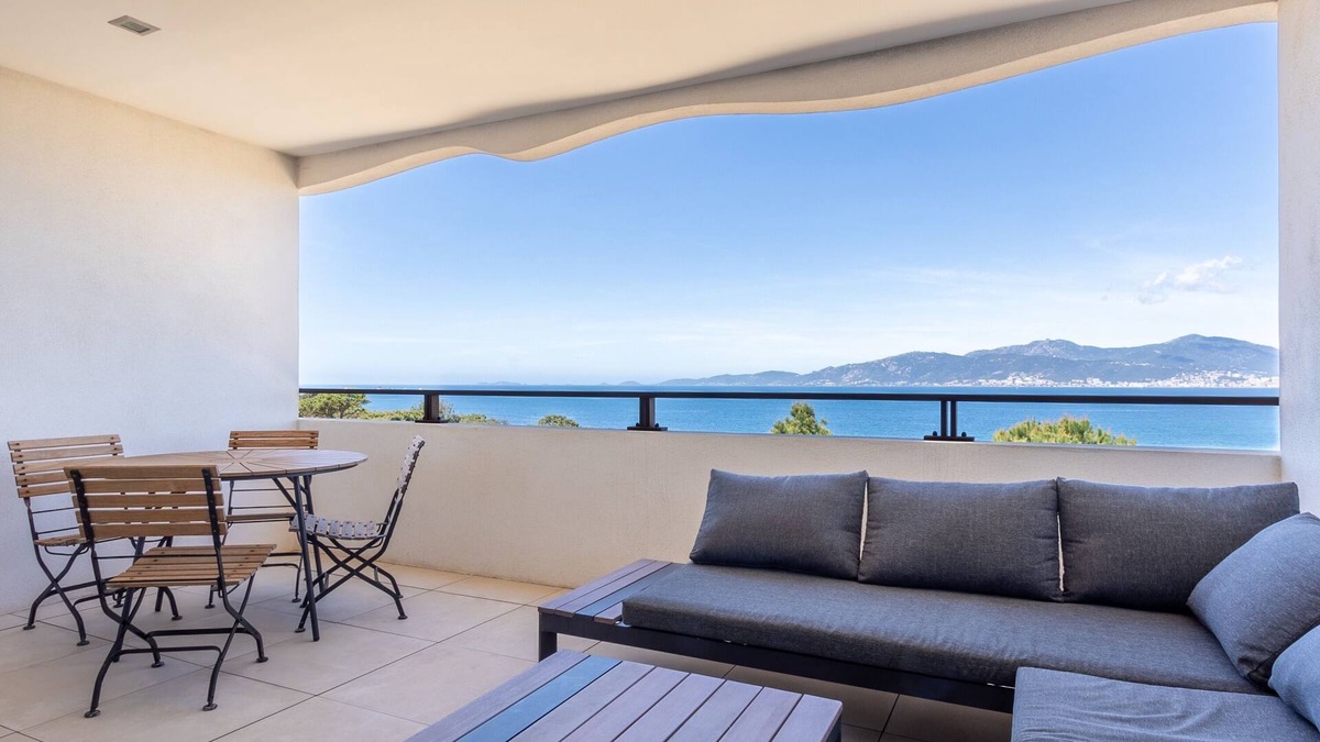 Pietrosella Apartment | Magadhja Fiurita - Appt climatisé - Vue mer