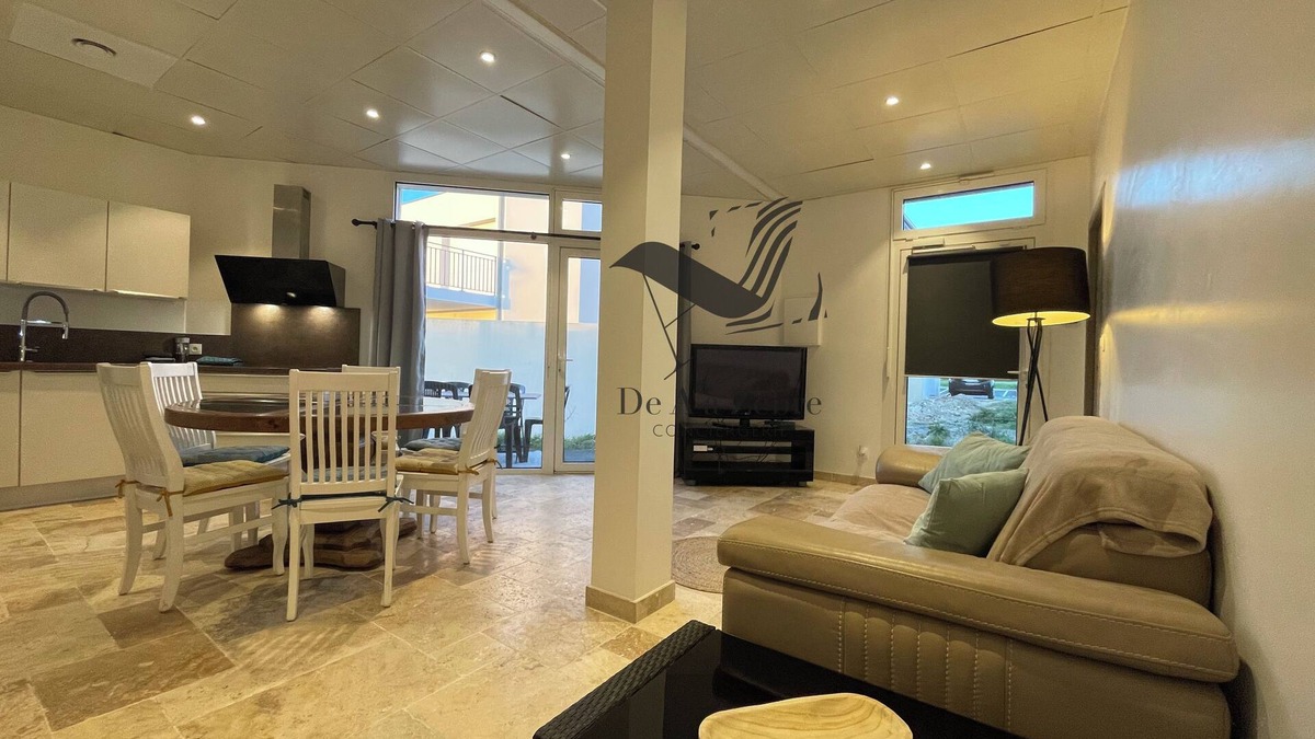 Quartier du Stade Apartment | Magaly - Apartment located a stone's throw from the beach