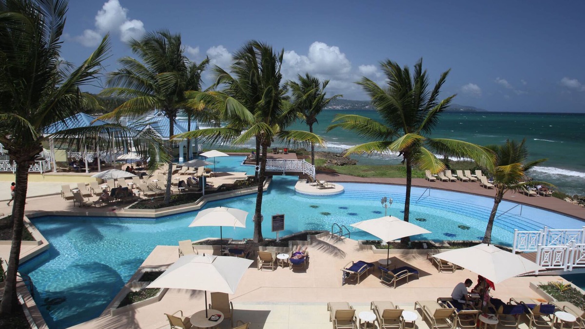 Lowlands Resort | Magdalena Grand Beach & Golf Resort