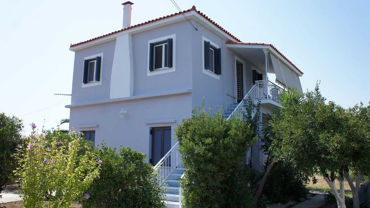 Paralio Astros Apartment | Magdalini House - Enjoy your holiday in an independent house, not just in a room