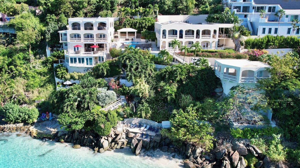 Peterborg Villa | Magen's Bay Luxury Beachfront Villa/20% Off the Week of 11/8/25 -11/15/25