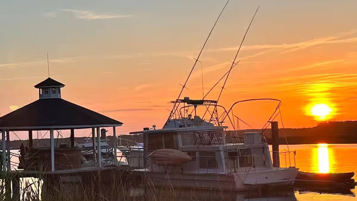 Georgetown House | Maggie Jo’s paradise on the river !