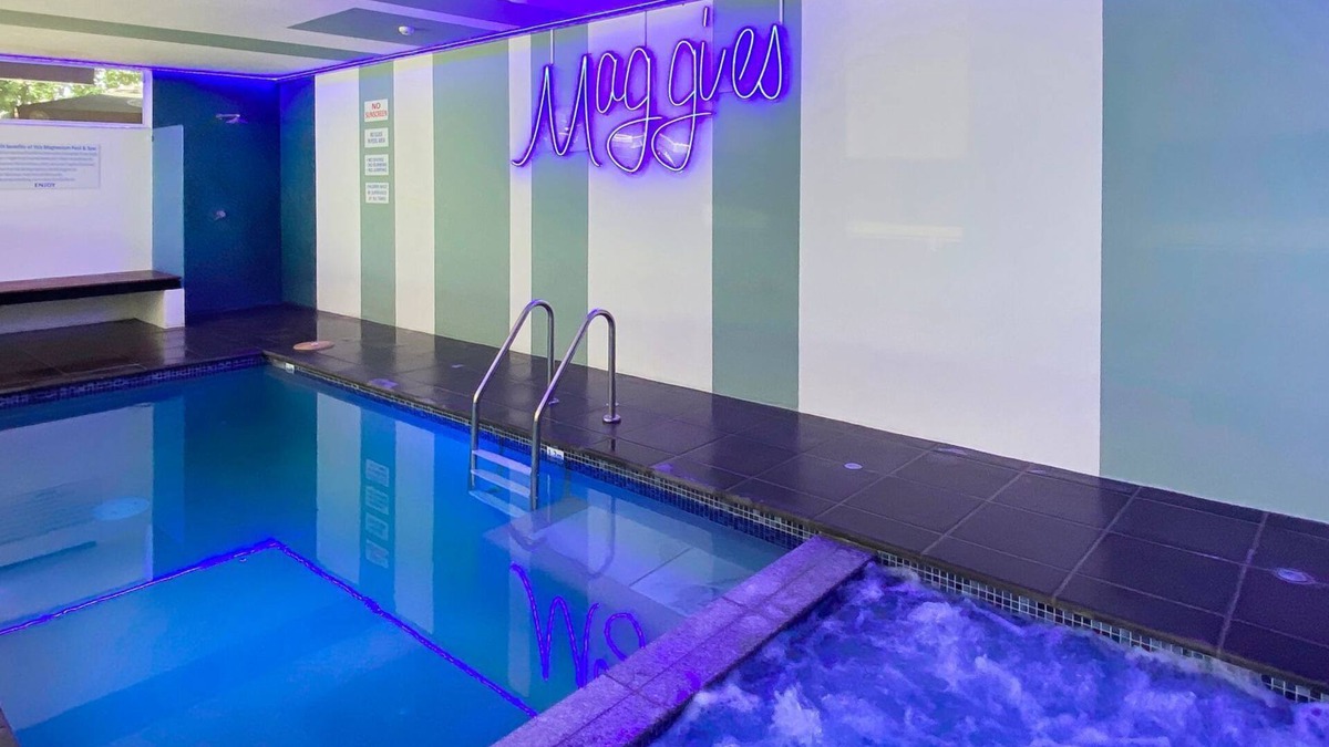 Horseshoe Bay Apartment | Maggies Beachfront Apt. 9