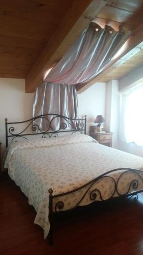 Venasca House | Maggiociondolo