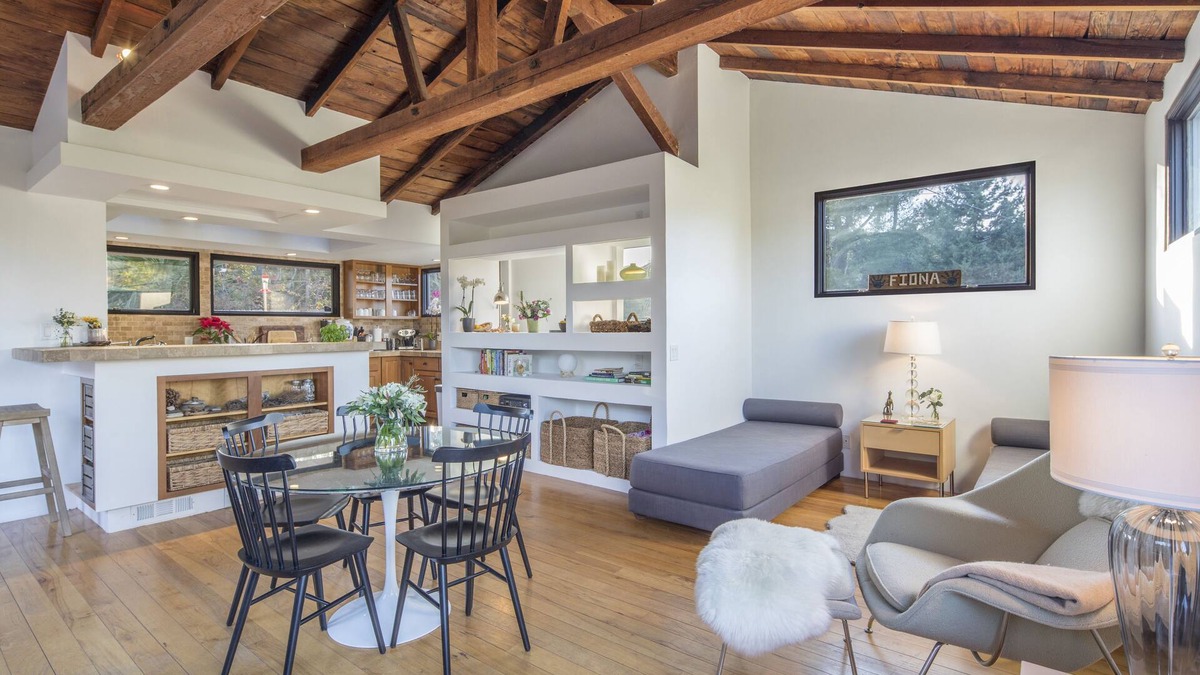 Malibu House | Magical 1927 Malibu Nature Cottage & Beach Retreat