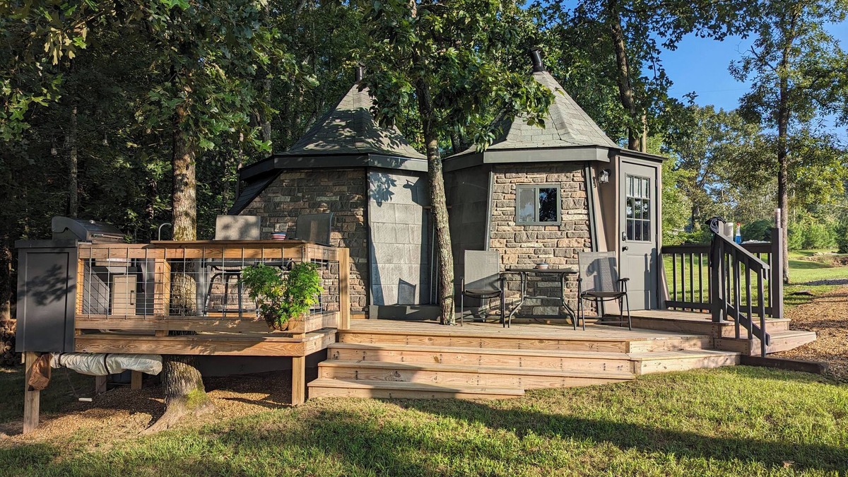 Trenton House | Magical Creature Caretaker Cabin