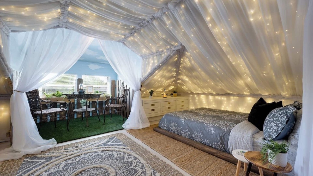 Riverside Apartment | Magical Midsummer Night Glamping Loft w Bikes