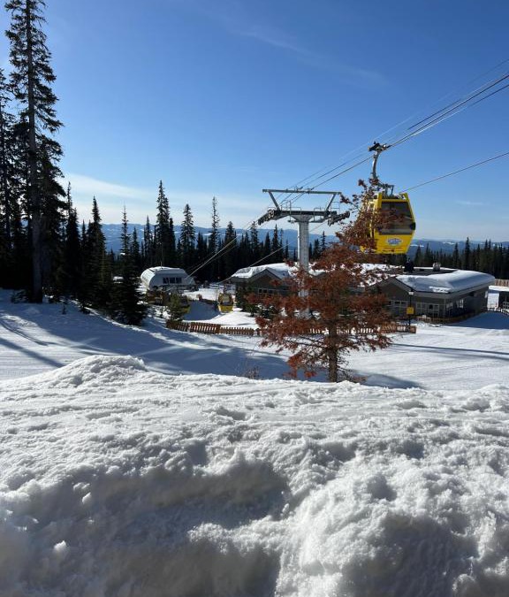 Big White Ski Resort Apartment | Magical Views at Southpoint Big White! Best Location!