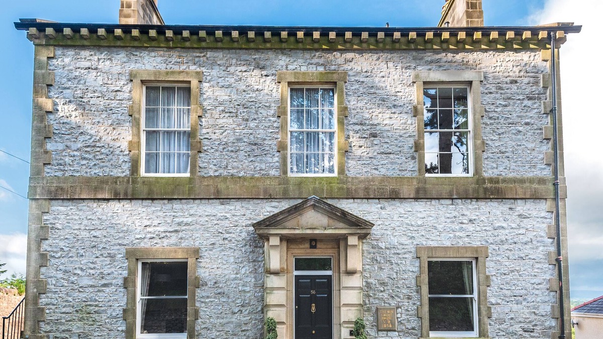 Ingleton Apartment | MAGISTRATES CHAMBERS, with open fire in Ingleton