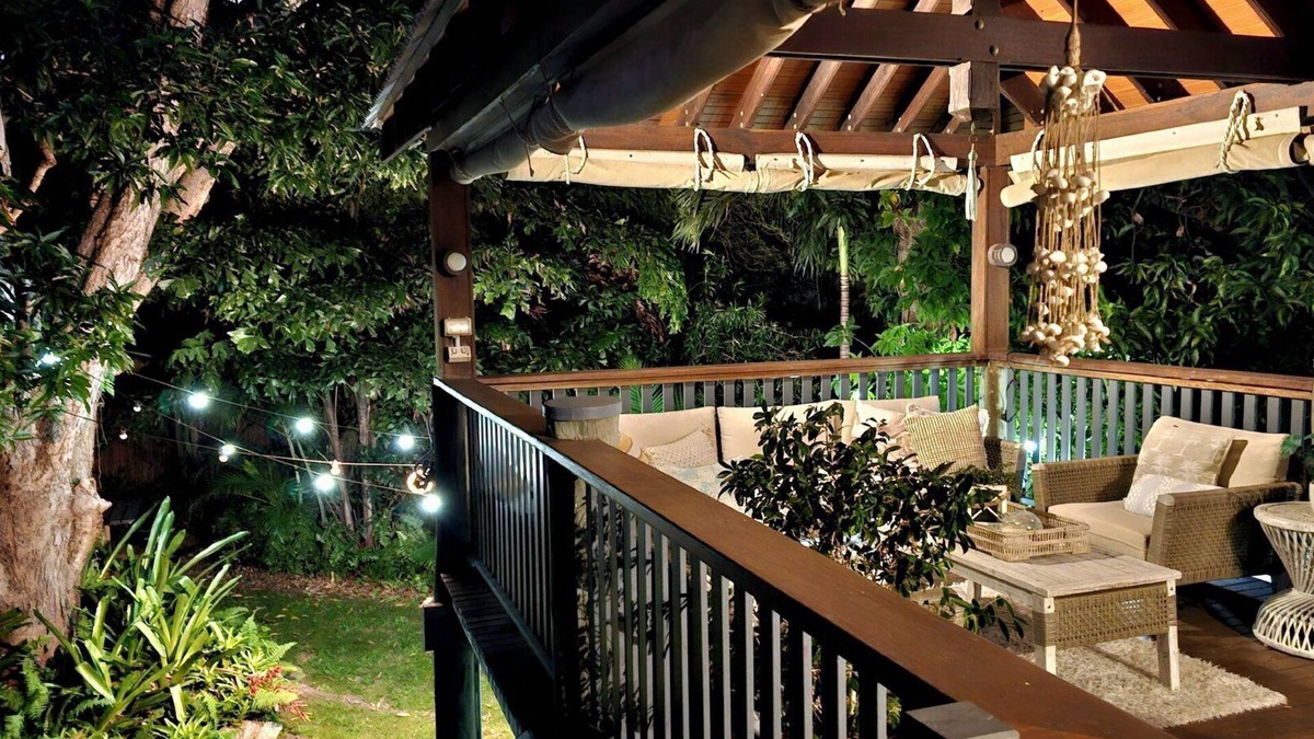 Horseshoe Bay House | Magnetic Mango Escape