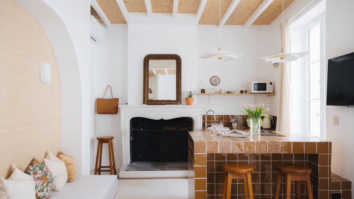 Saint-Seurin-de-Cadourne Apartment | Magnificent Suite Apartment with swimming pool N°2