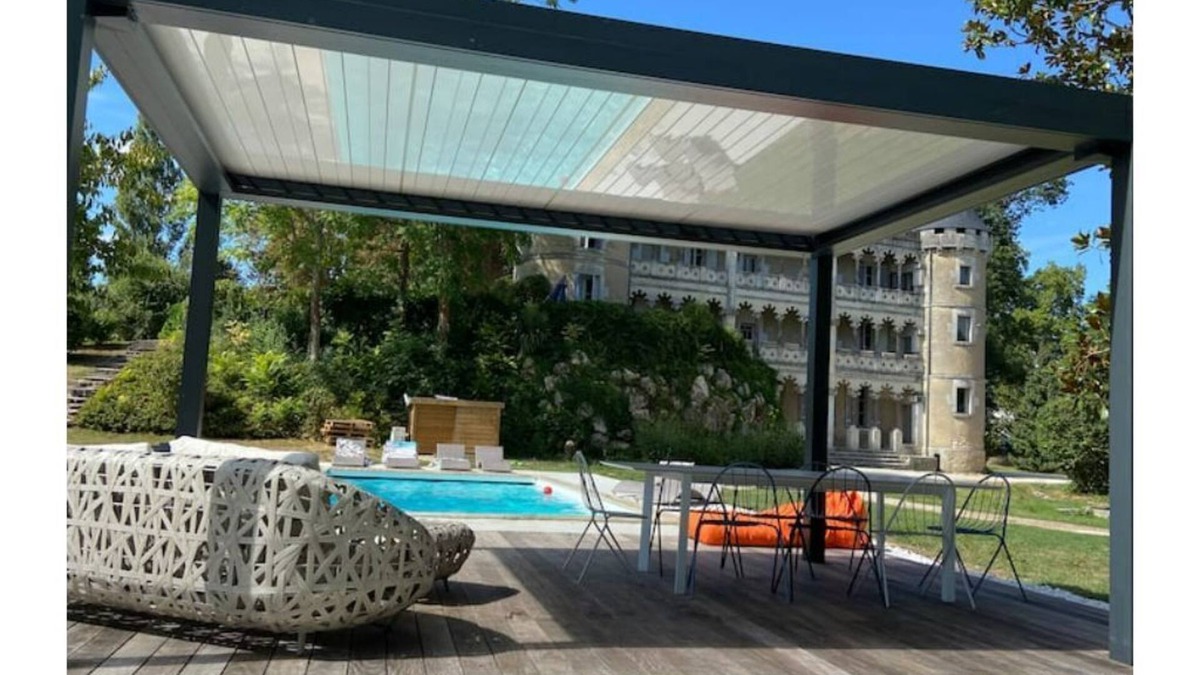 Baignes-Sainte-Radegonde Other | Magnifique Château Classé Avec Piscine et Parc