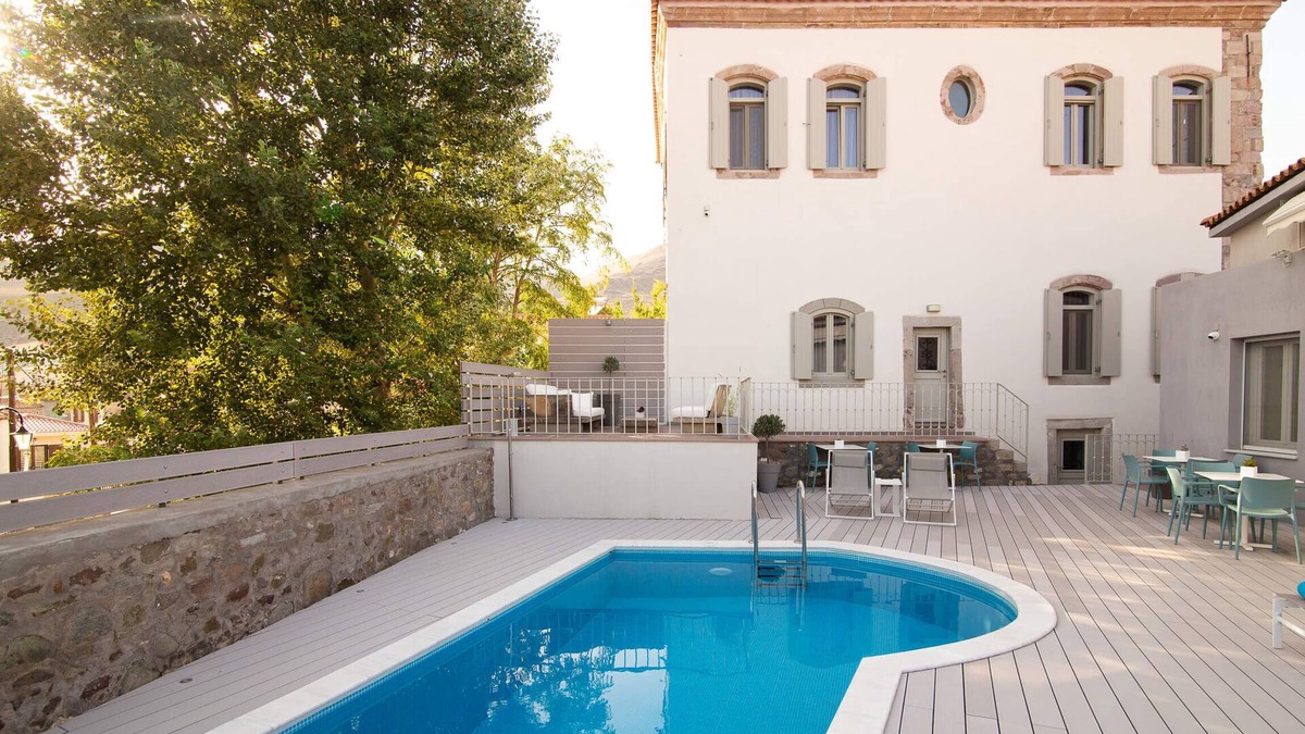 Eresos Villa | Magnificent 1850s Eressian Villa Hotel in Lesvos!