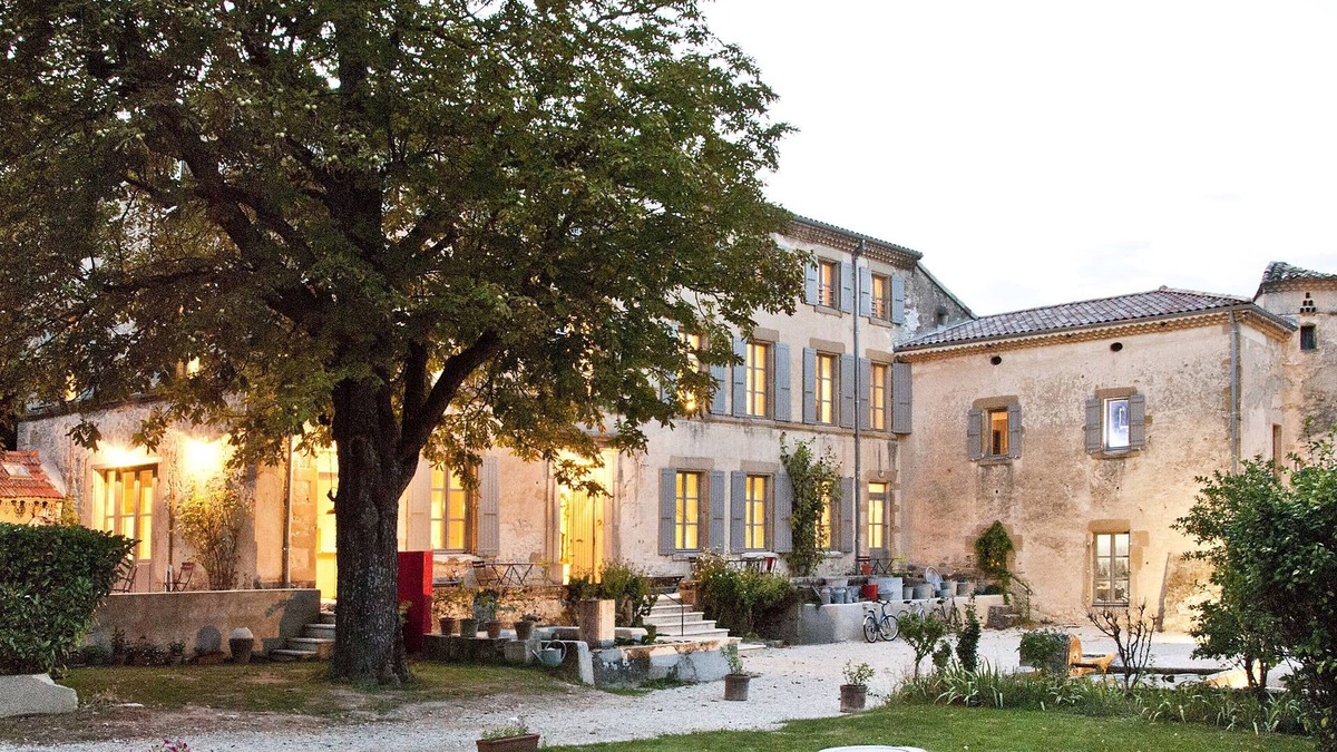 Montmeyran House | Magnificent 19th century building with swimming pool