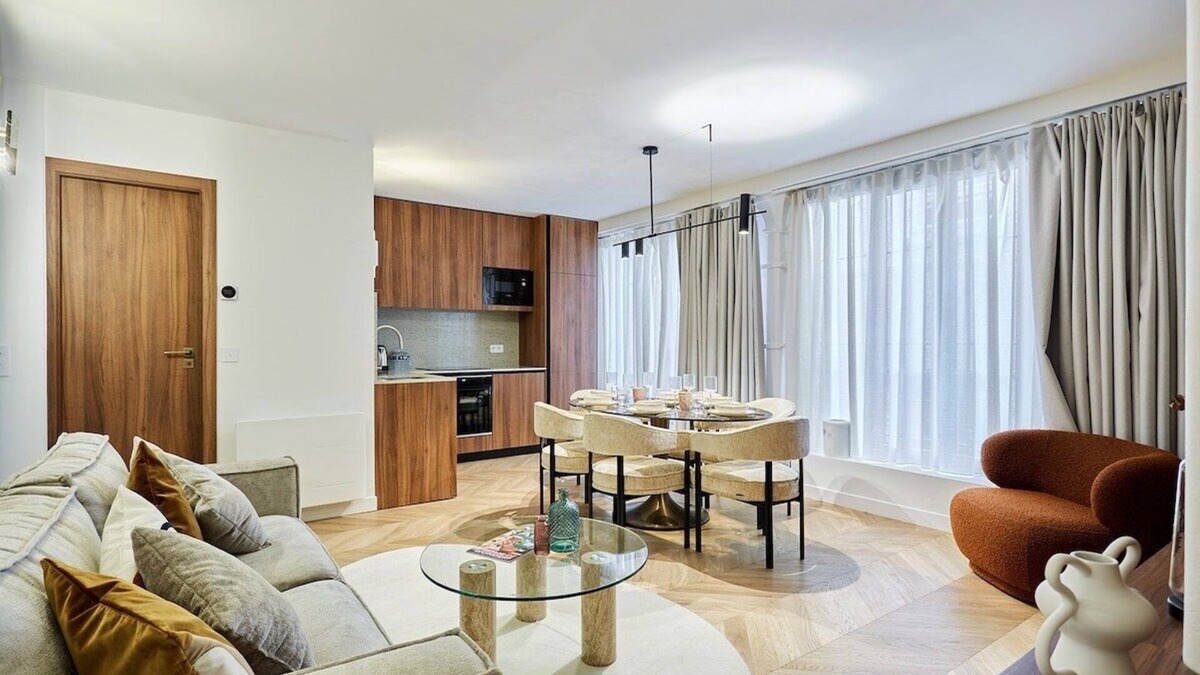 Quartier de la Porte-Saint-Denis Apartment | Magnificent 2 bedrooms apartment Center of Paris