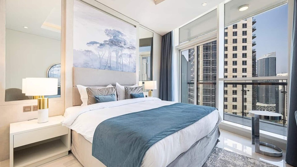 Downtown Dubai Apartment | Magnificent | 2 BR | Burj Khalifa & Downtown View