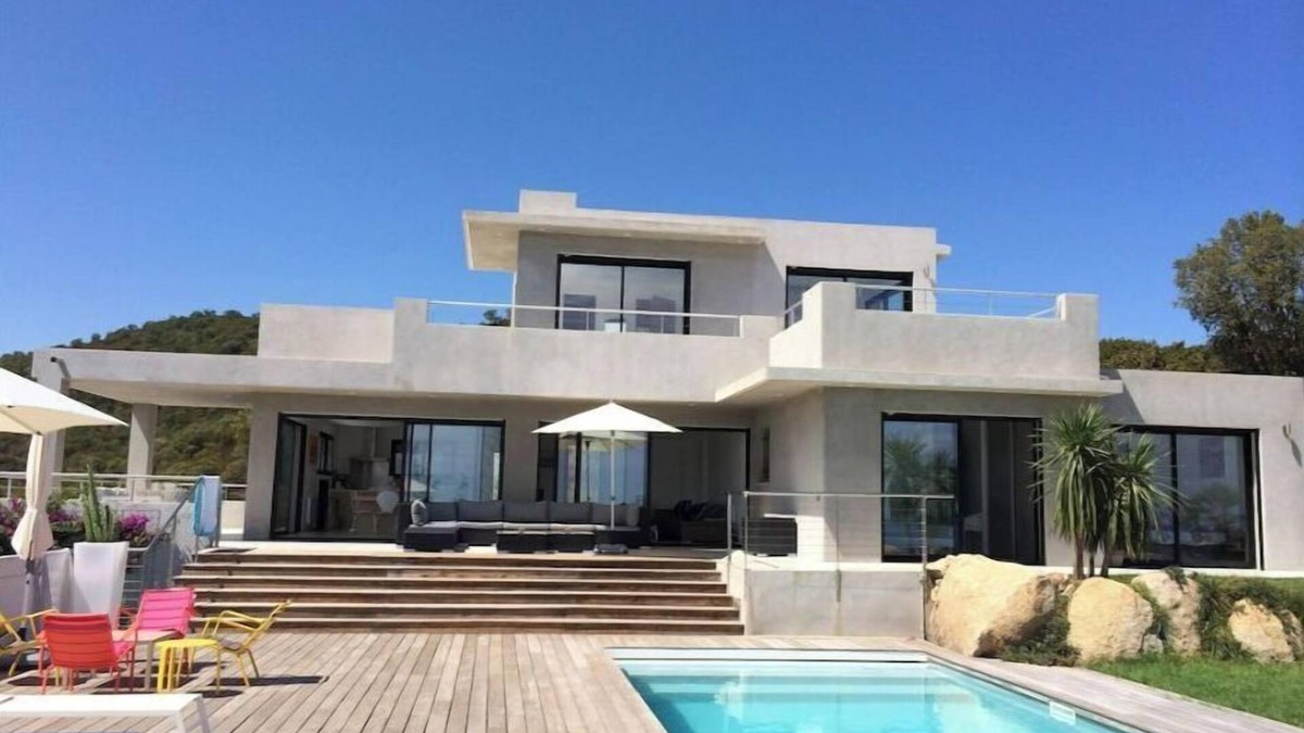 Tarcu Villa | MAGNIFICENT 330 M2 VILLA - HEATED POOL - SEA AND MOUNTAIN VIEWS