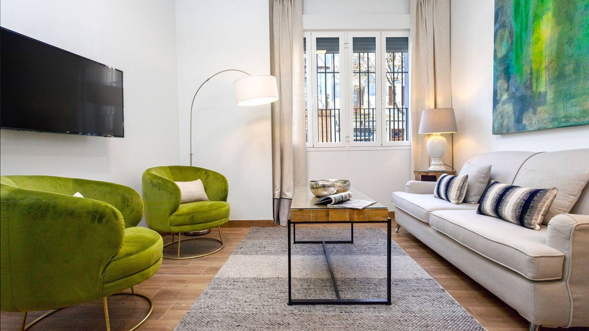 San Bartolome Apartment | Magnificent 3bd apt with private patio.Recaredo II