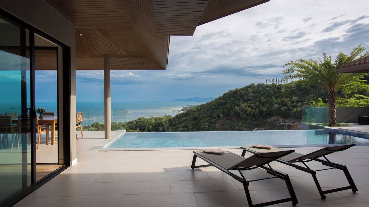 Maret Villa | Magnificent 4-bedroom retreat in Lamai with sea views, infinity pool, jacuzzi, and gym