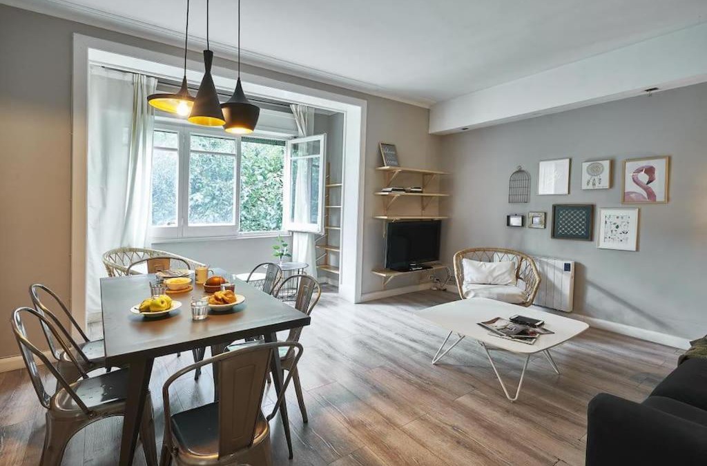 La Nova Esquerra de l'Eixample Apartment | Magnificent 4 bedroom apartment in Eixample