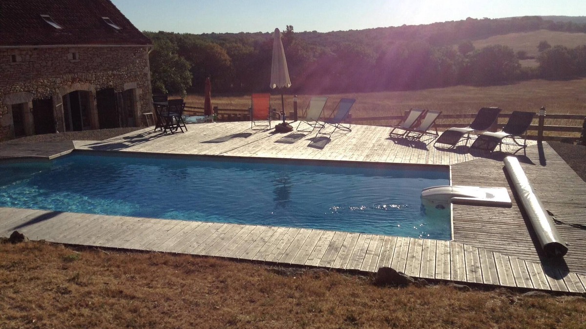 Brengues House | Magnificent barn, 8 people 4 bedrooms, private heated pool, countryside