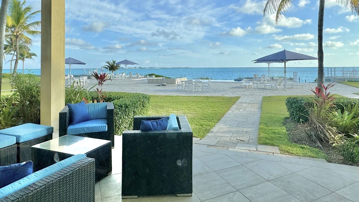 Jimmy Hill House | Magnificent, Beachfront Luxury. Heaven on Earth.