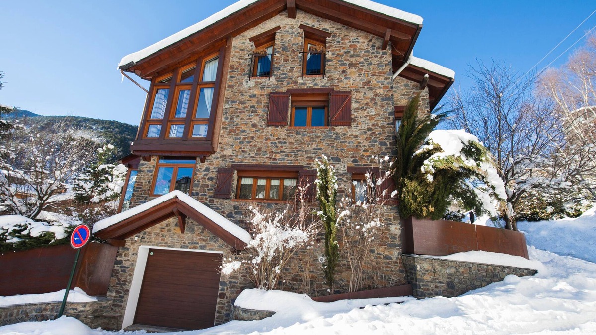 La Massana Ski Chalet | MAGNIFICENT CHALET-MOUNTAIN HOTEL ESPECTACULAR CHALET-HOTEL MONTAÑA
