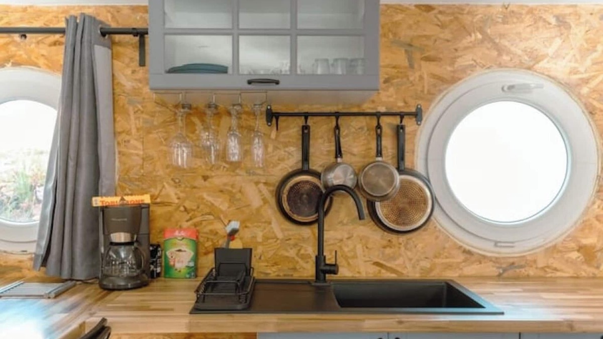Cote Pavee Boat Rental | Magnificent, cosy and spacious houseboat in Toulouse
