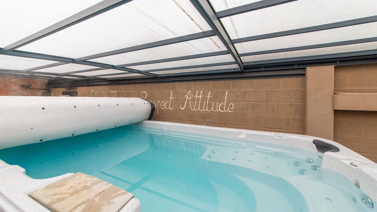 Ensival House | Magnificent holiday home in Verviers with sauna