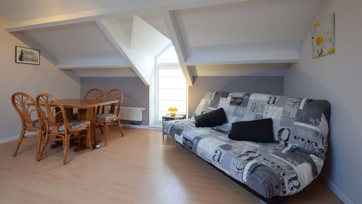 Libin House | Magnificent Holiday Home in Libin with Barbecue