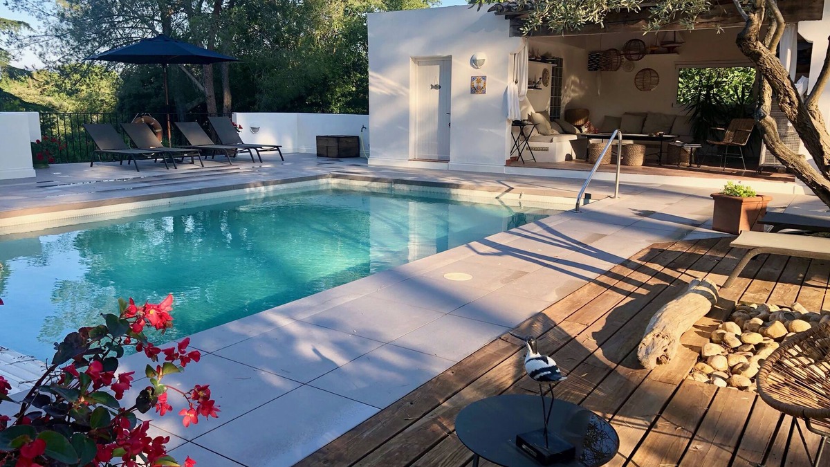 Aiguelongue House | Magnificent house with swimming pool in a 5000 m2 park just a few minutes from the sea