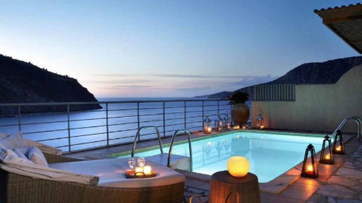 Frourion Villa | Magnificent Kefalonia Villa | Villa Chalker | 3 Bedrooms | Seafornt |.