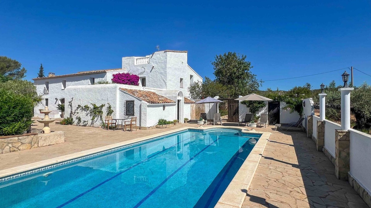 L'Ampolla House | Magnificent Mas - 6 hectares of absolute calm - swimming pool - 3 km from the sea
