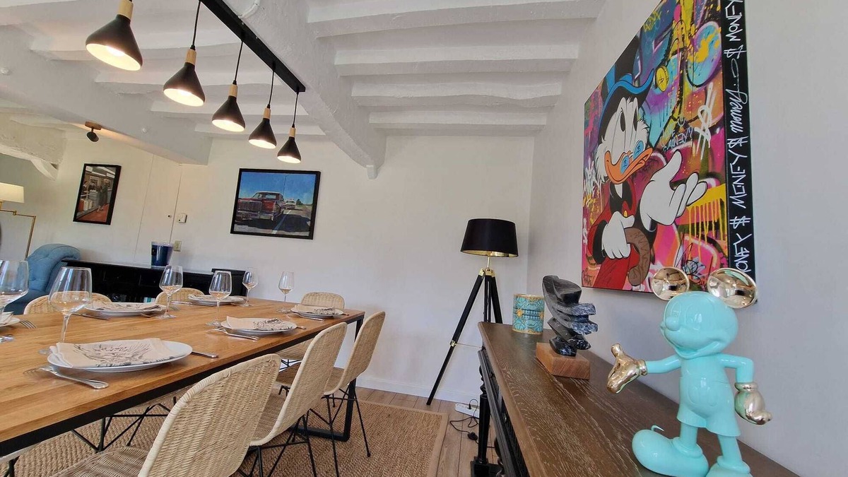 Canouville House | Magnificent Normandy Chaumière close to the sea.