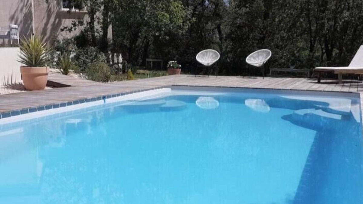 Cannes-et-Clairan House | Magnificent property with large grounds and swimming pool