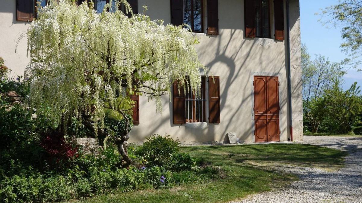 Saint-Sulpice House | Magnificent property offering a carefully renovated building full of character and ideally located 7km from