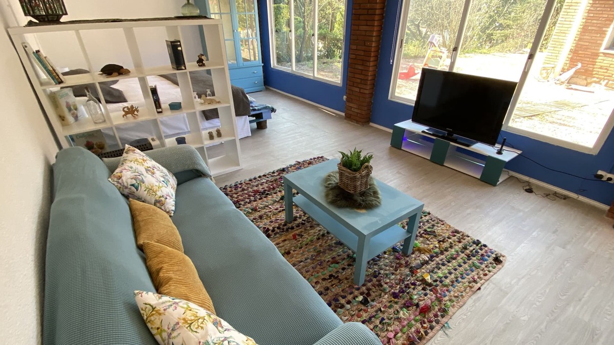 Vallromanes House | Magnificent Raconet blau near the Circuit of Catalonia