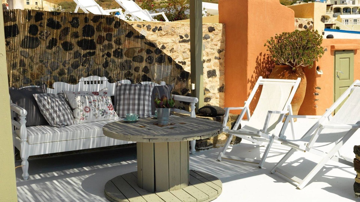 Exo Gonia Villa | Magnificent Santorini Villas | 6 Bedrooms | Zoldyk Houses | Spacious Terrace.