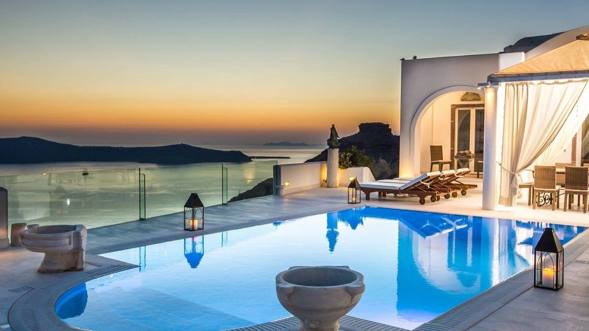 Firostefani Villa | Magnificent Santorini Villa | 3 Bedrooms | Villa Bacchus | Private heated pool.