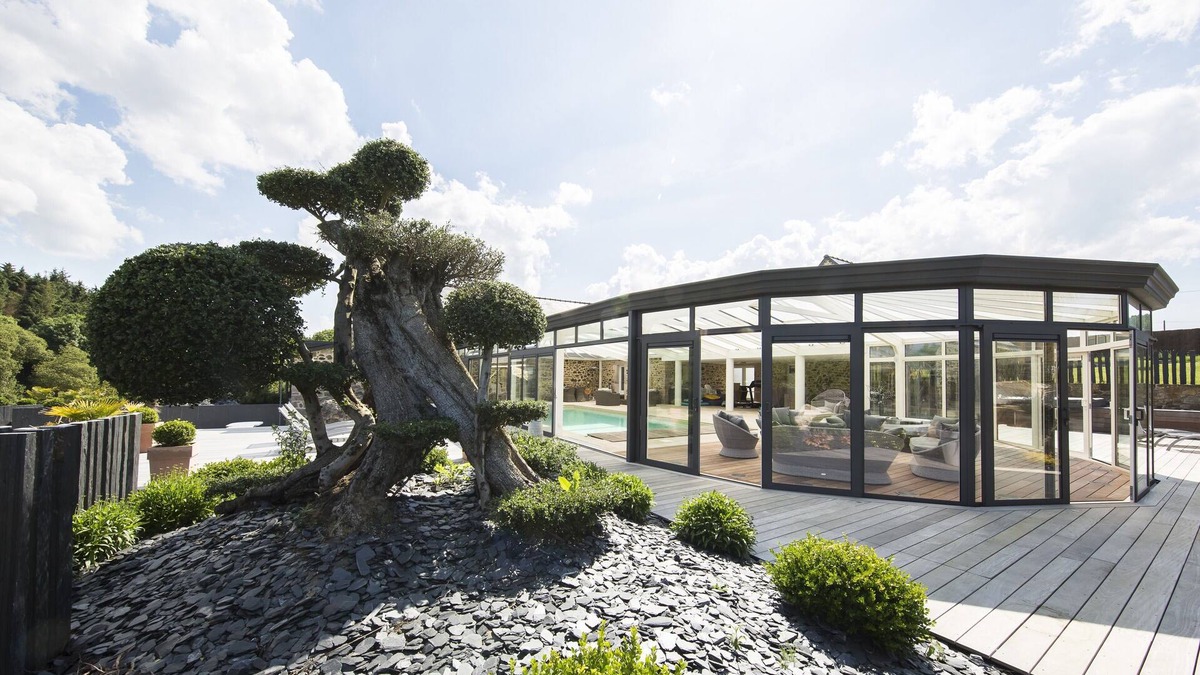 Henansal House | Magnificent stone house with swimming pool