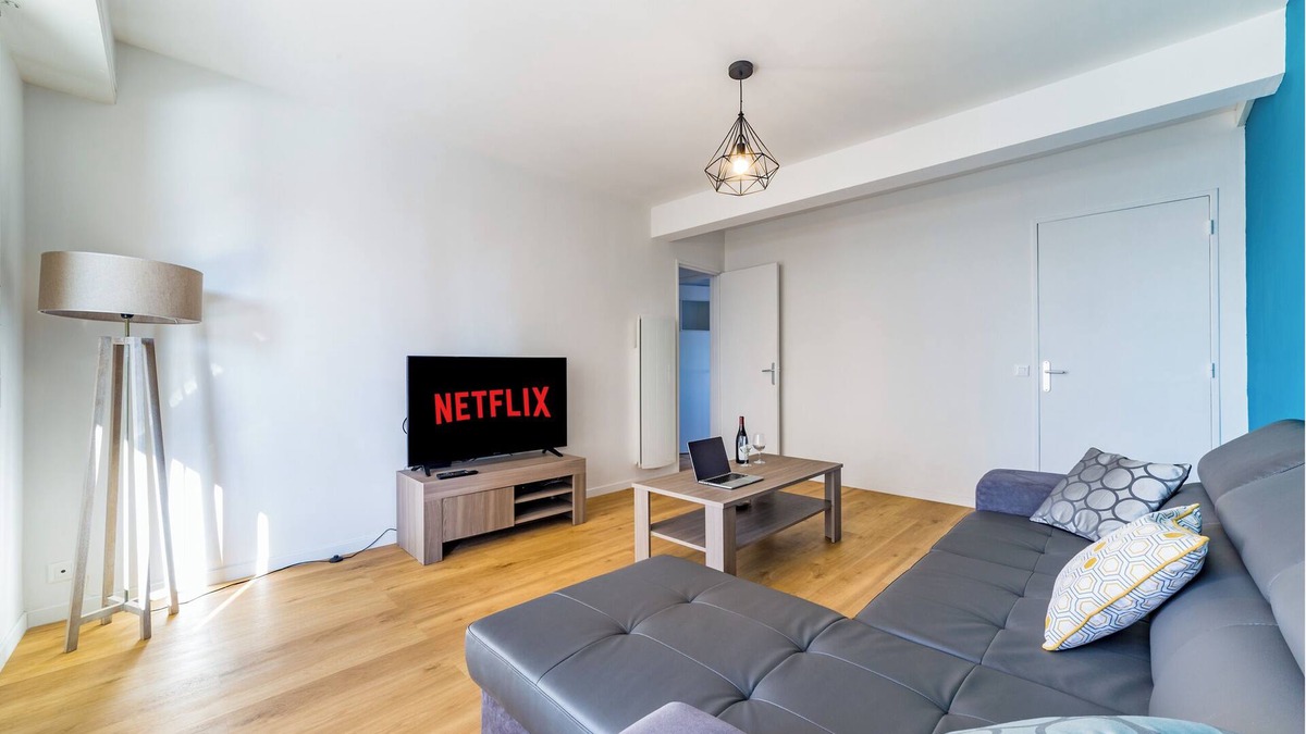 Pau Nord Apartment | Magnificent T4, 3 Bedrooms, Free Secure Parking