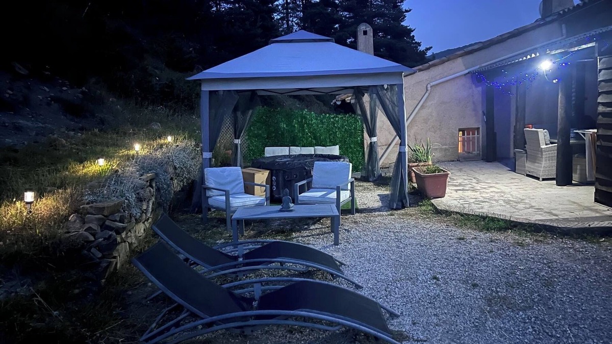 Soleilhas Villa | Magnificent upstairs villa 140m2 a haven of peace to escape and recharge your batteries