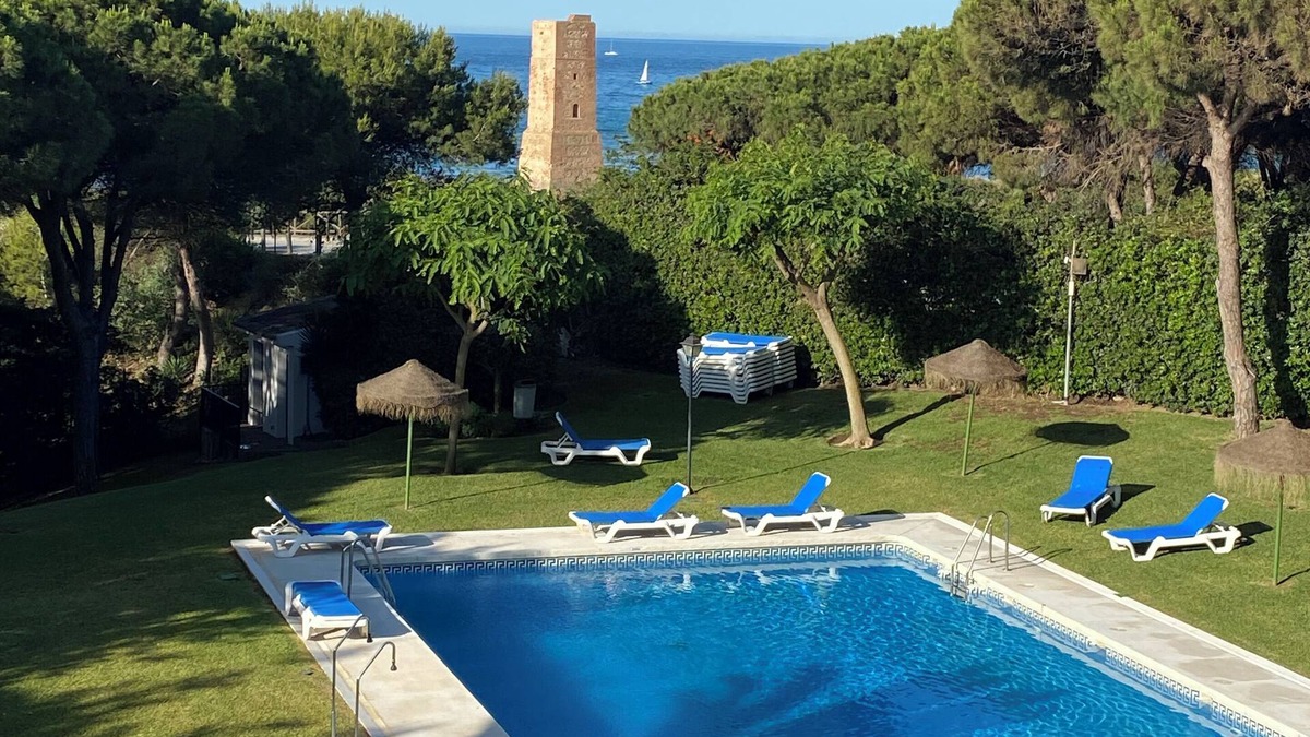 Cabopino Apartment | Magnificent view, new refurbished apartment near Marbella
