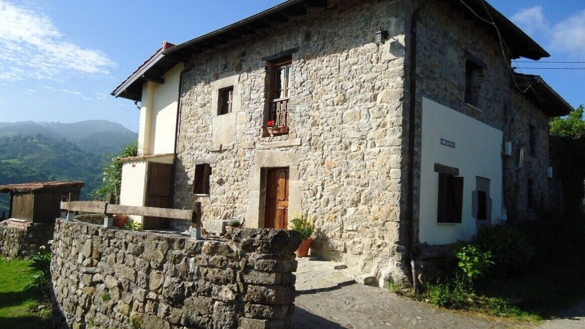 Lago Cottage | Magnificent views, authentic and fully equipped. Picos de Europa region.
