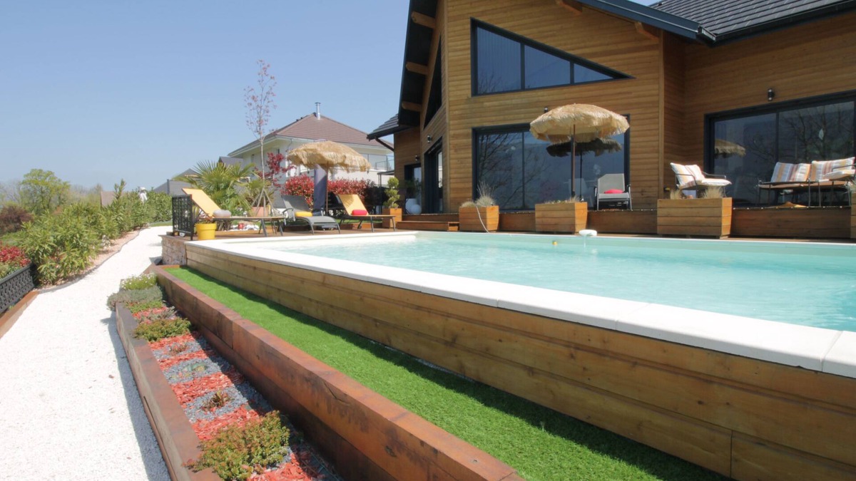 Viviers-du-Lac Villa | Magnificent villa with heated pool air conditioning
