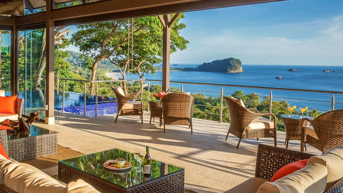 Manuel Antonio Villa | Magnificent Villa w/Spectacular Ocean Views, Gourmet Chef, Ideal for Big Groups