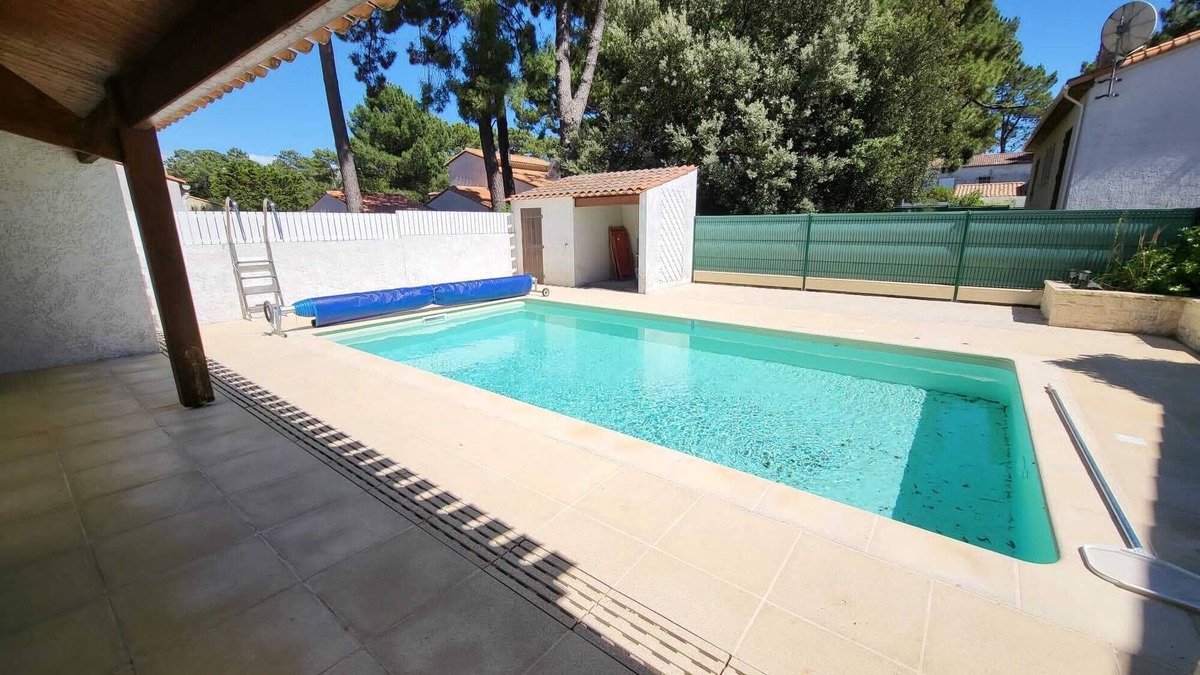 La Palmyre Villa | Magnificent villa with swimming pool in La Palmyre