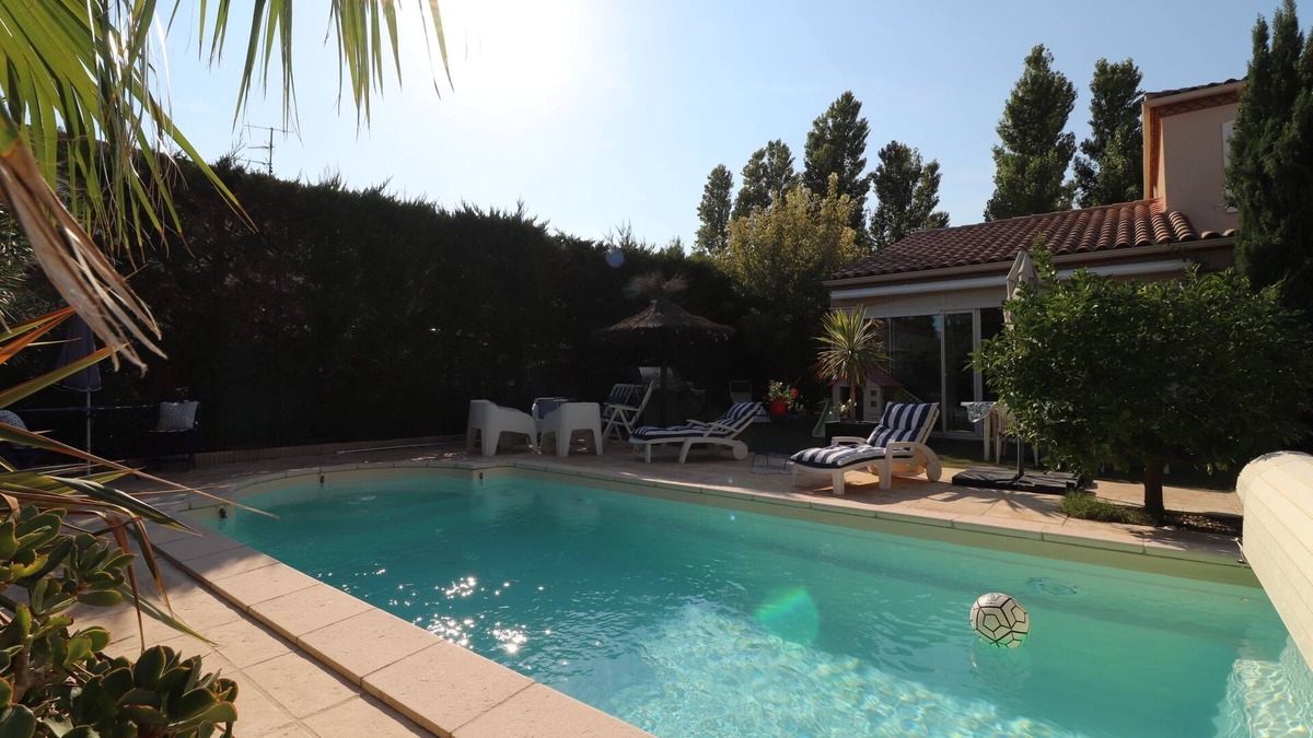Toulouges Villa | Magnificent villa with air-conditioned pool 10 minutes from beaches and 30 minutes from Spain.