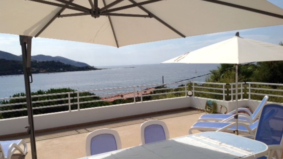 Calcatoggio Apartment | Magnifique Appartement VUE MER - A 200 M A Pied DE LA MER