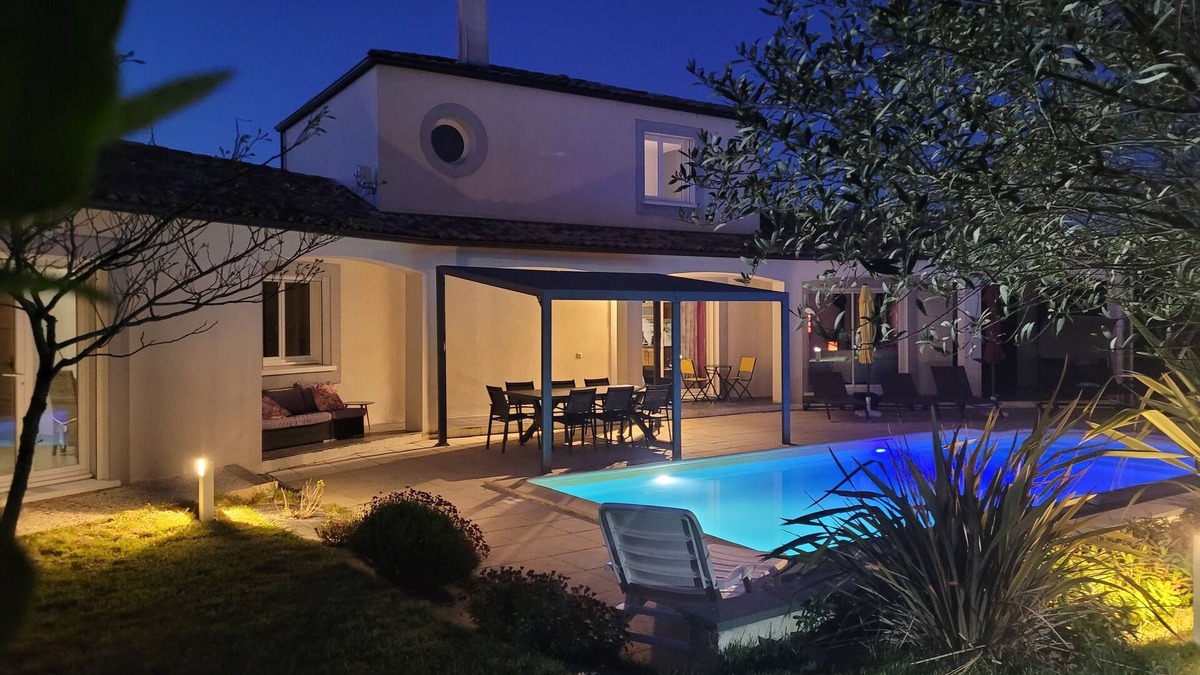 Lasserre-de-Prouille Villa | Magnifique Villa Sous le Soleil Occitan Havre de Paix, Terrain de Pétanque